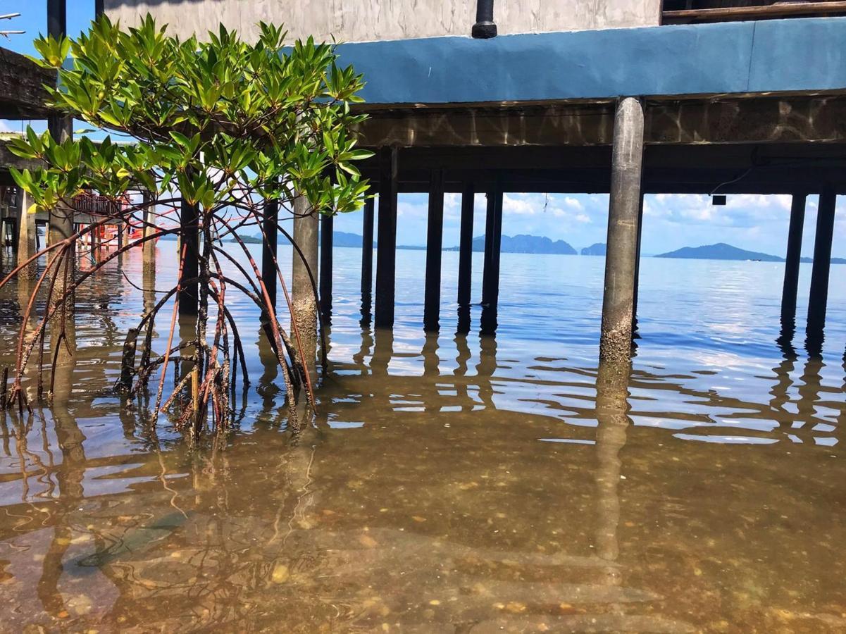 Mangrove House Lanta Old Town Hotell Ko Lanta Exteriör bild