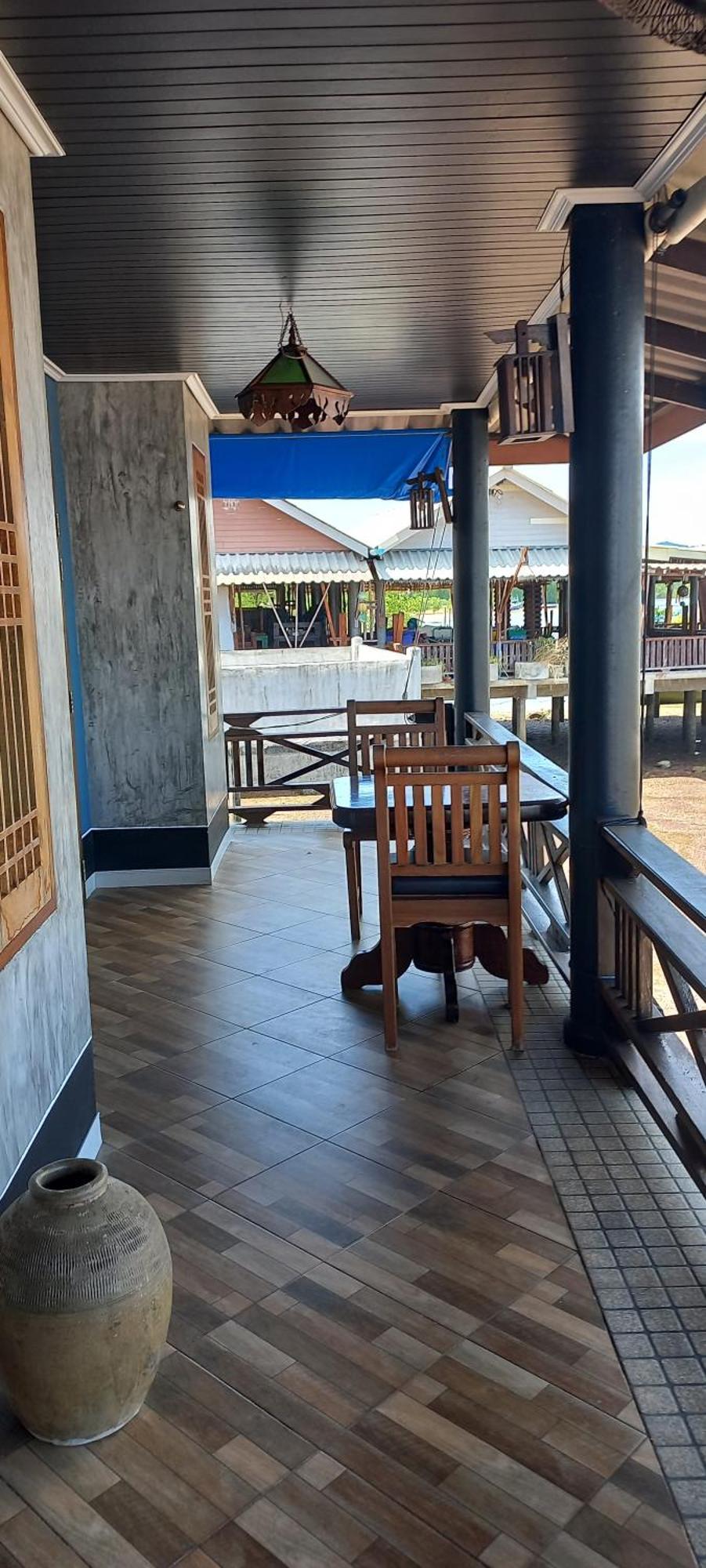 Mangrove House Lanta Old Town Hotell Ko Lanta Exteriör bild