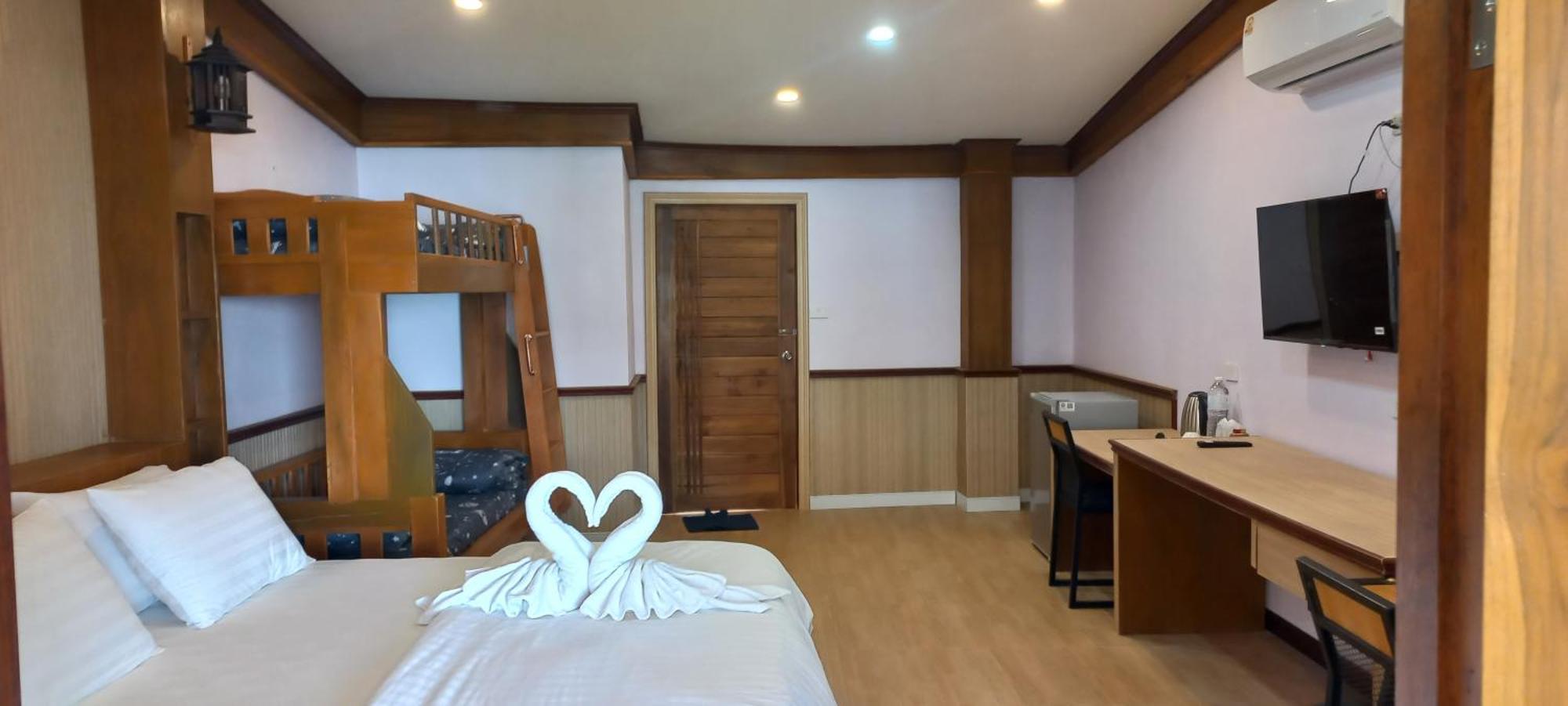 Mangrove House Lanta Old Town Hotell Ko Lanta Exteriör bild