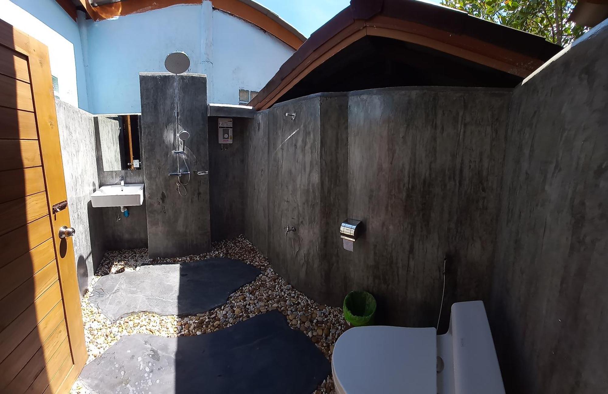 Mangrove House Lanta Old Town Hotell Ko Lanta Exteriör bild